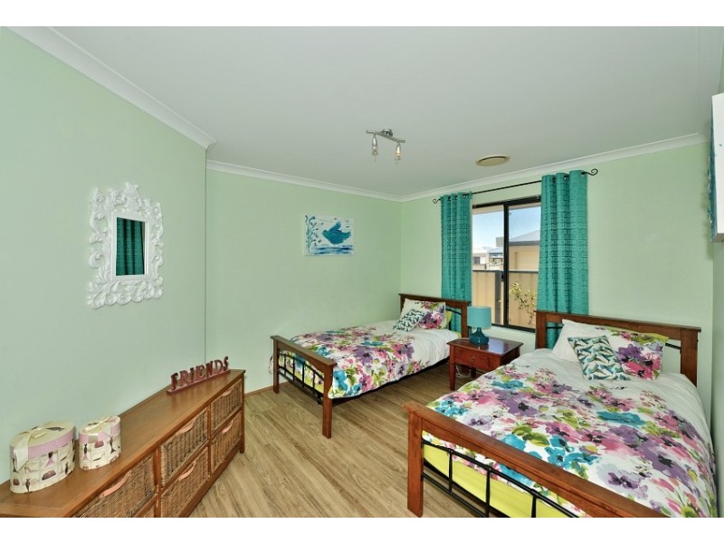 2 Darwin Terrace, Dudley Park WA 6210