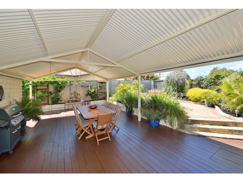 2 Darwin Terrace, Dudley Park WA 6210