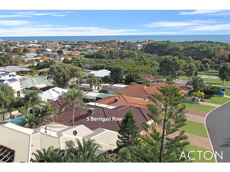 5 Berrigan Row, Halls Head WA 6210
