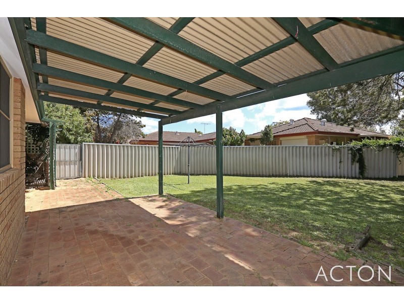 8 St James Place, Greenfields WA 6210