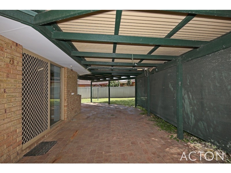 8 St James Place, Greenfields WA 6210