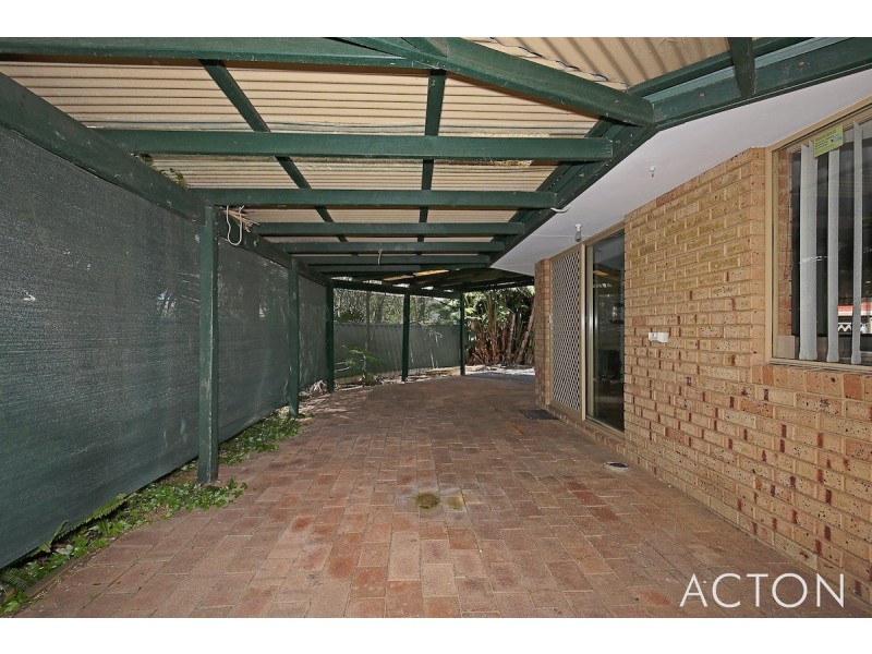 8 St James Place, Greenfields WA 6210