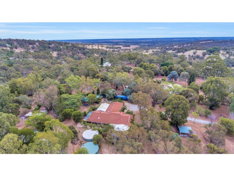 24 Hetherington Close, Jarrahdale WA 6124