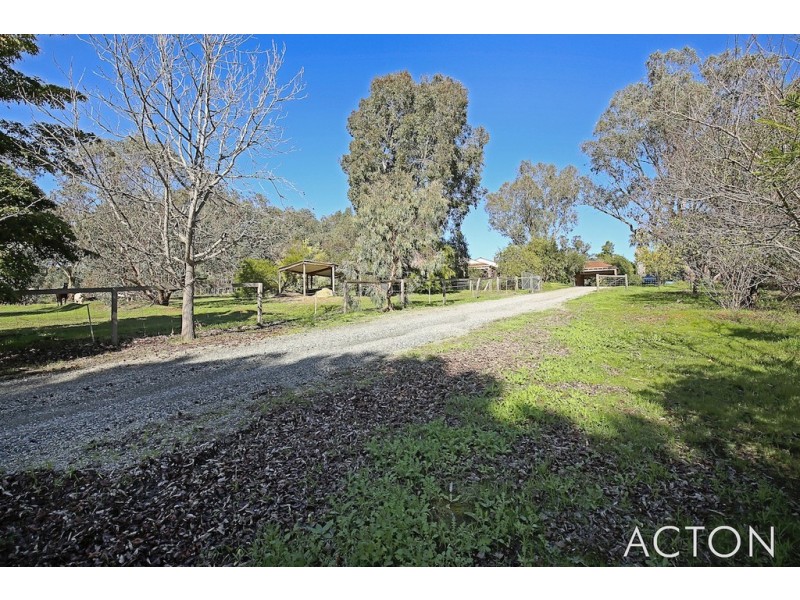 24 Hetherington Close, Jarrahdale WA 6124