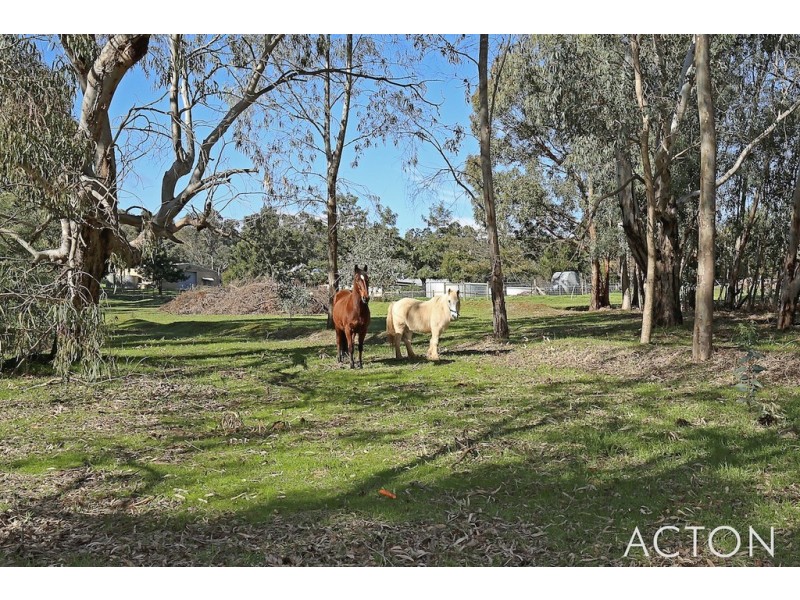 24 Hetherington Close, Jarrahdale WA 6124