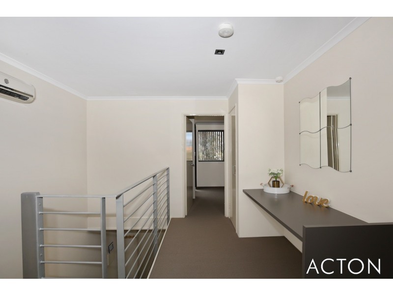 13/1 Mariners Cove Drive, Dudley Park WA 6210