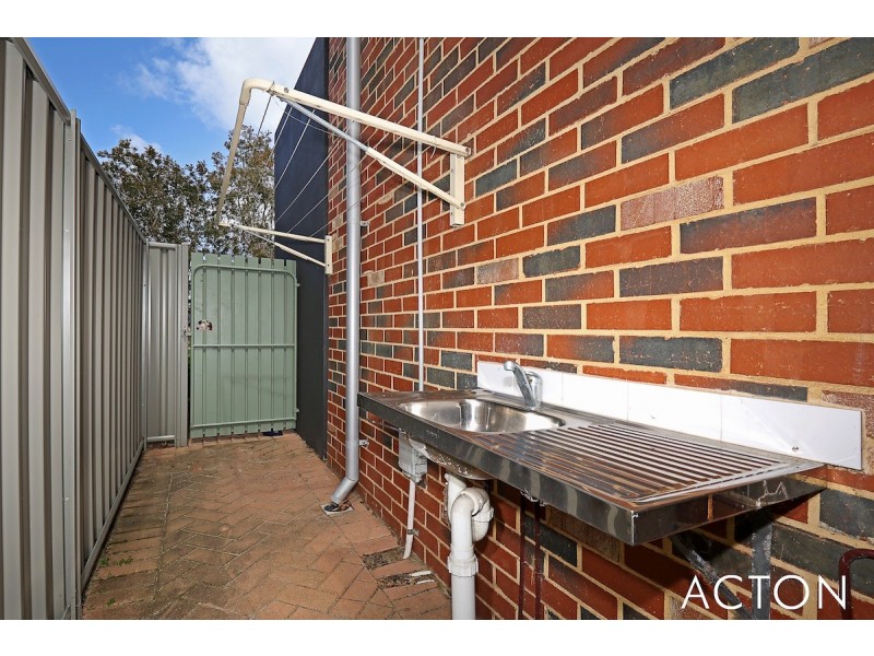 13/1 Mariners Cove Drive, Dudley Park WA 6210