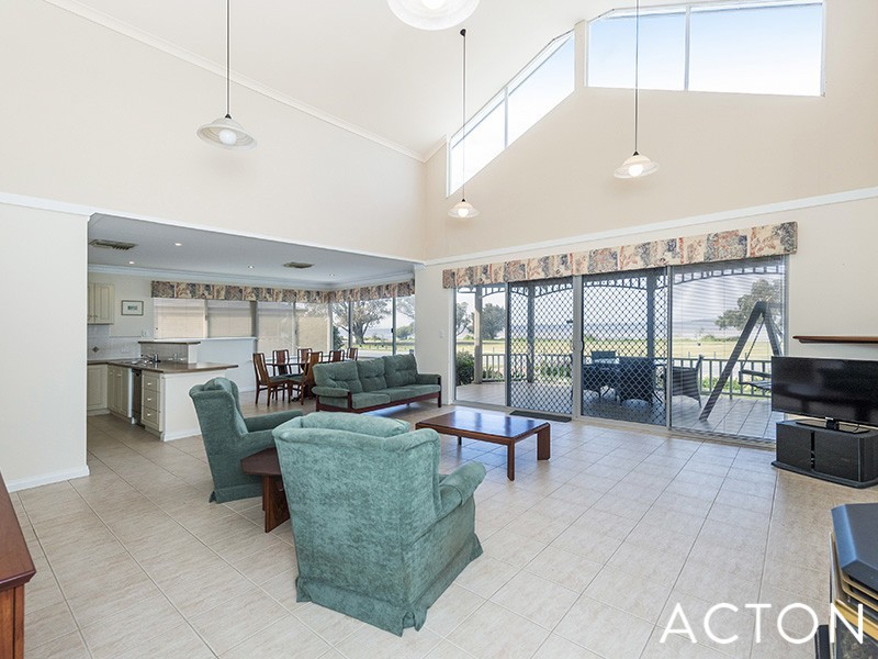 6 Dampier Avenue, Falcon WA 6210