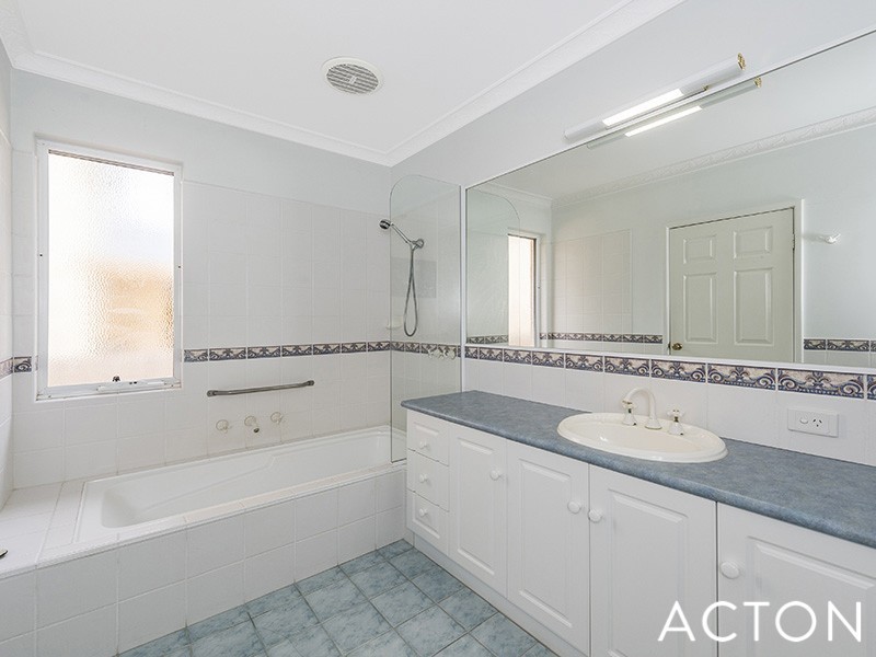 6 Dampier Avenue, Falcon WA 6210