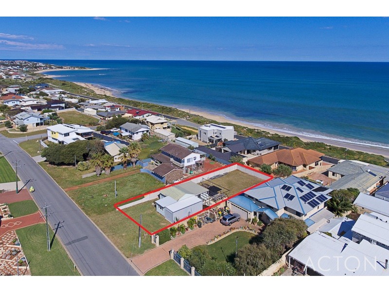 30 Leander Street, Falcon WA 6210