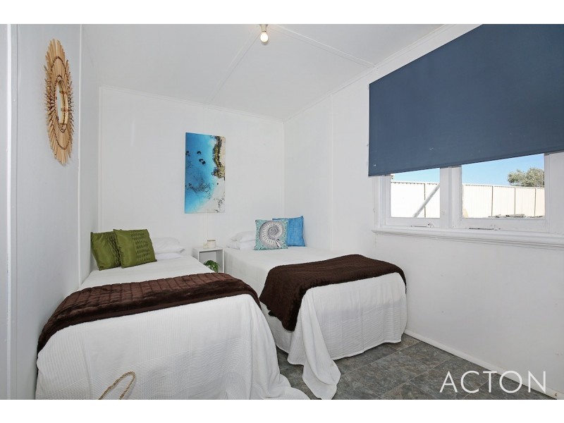 30 Leander Street, Falcon WA 6210