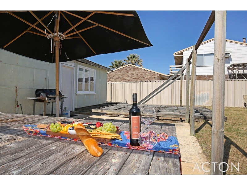 30 Leander Street, Falcon WA 6210