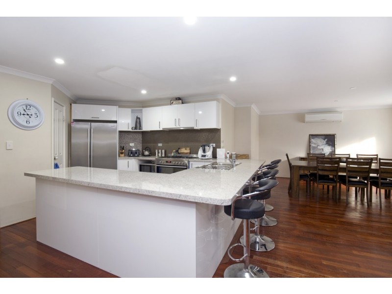 19 Dunsborough Court, Dawesville WA 6211