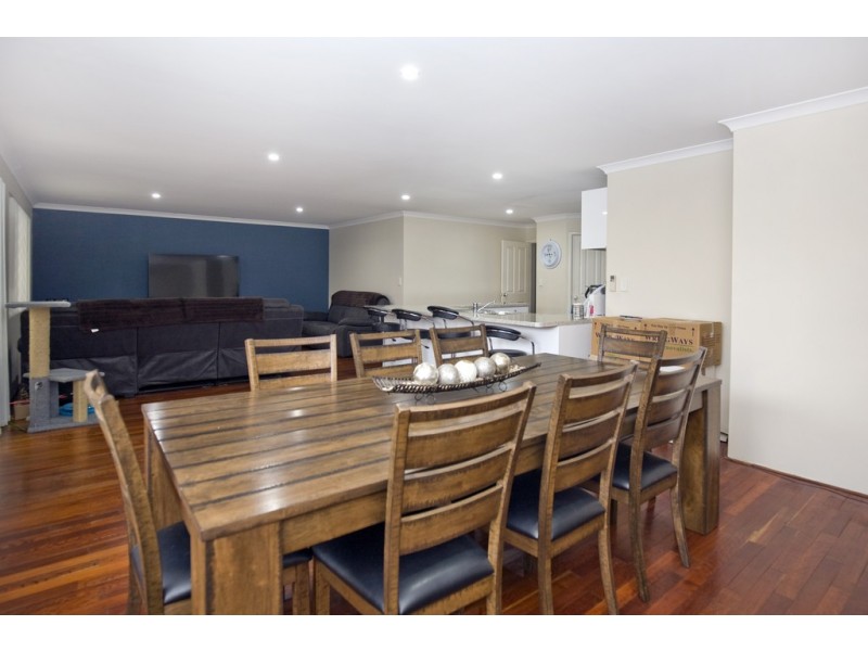 19 Dunsborough Court, Dawesville WA 6211
