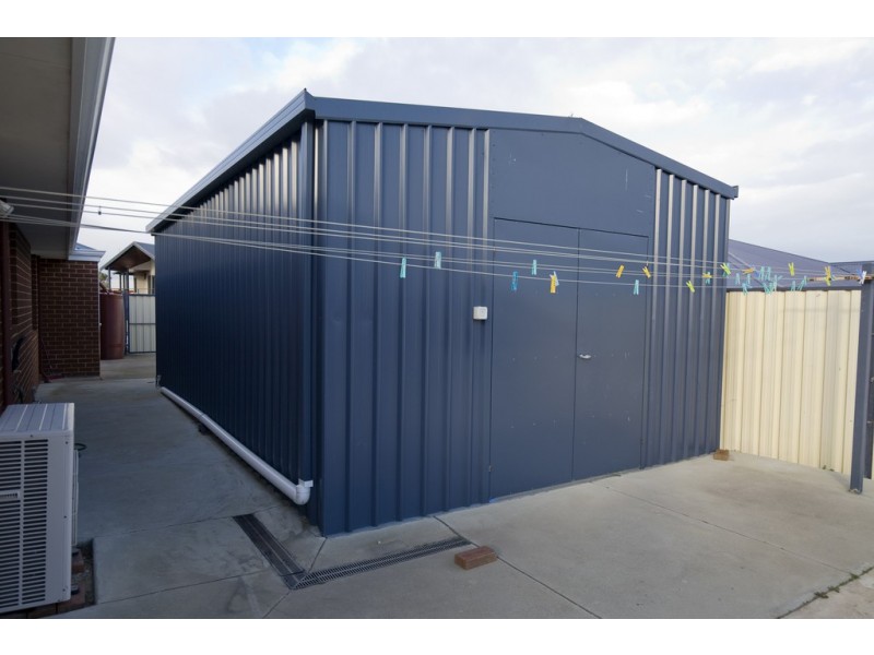 19 Dunsborough Court, Dawesville WA 6211