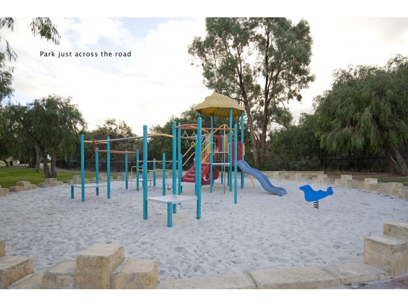 19 Dunsborough Court, Dawesville WA 6211