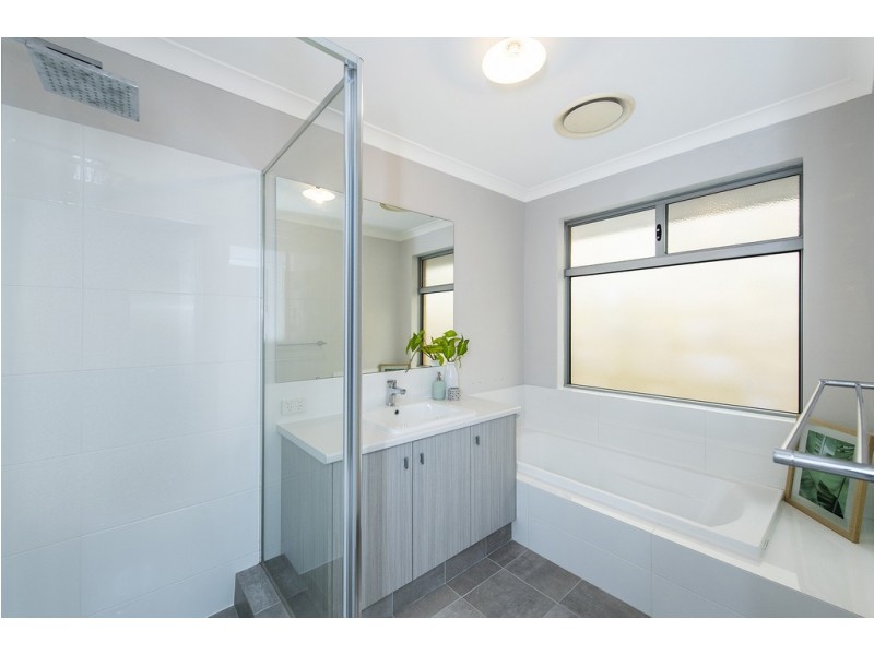 3 TIDE WAY, Singleton WA 6175
