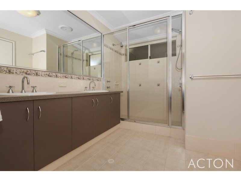 5 Bibbulmun Meander, Ravenswood WA 6208