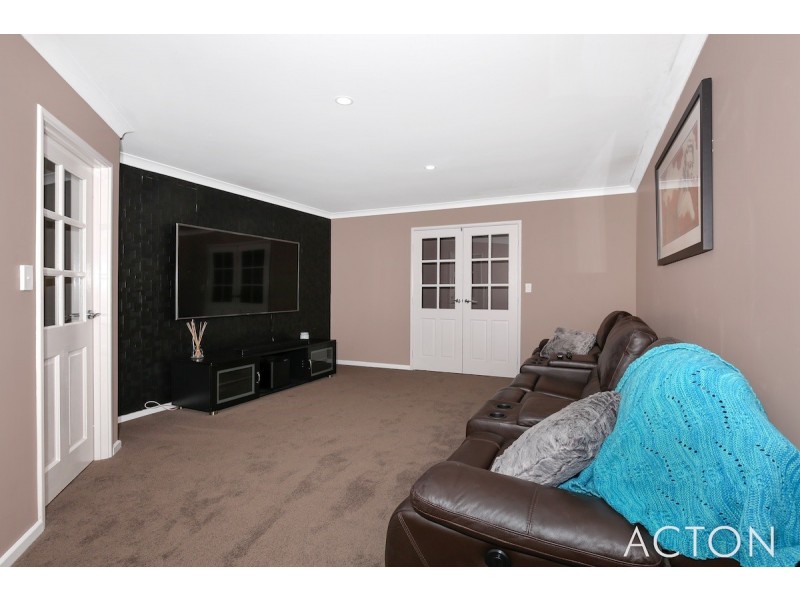 20 Harmony Parade, Singleton WA 6175