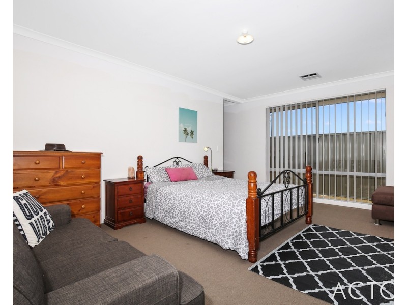 11 Starling Ramble, South Yunderup WA 6208