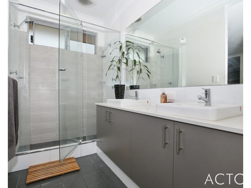 11 Starling Ramble, South Yunderup WA 6208