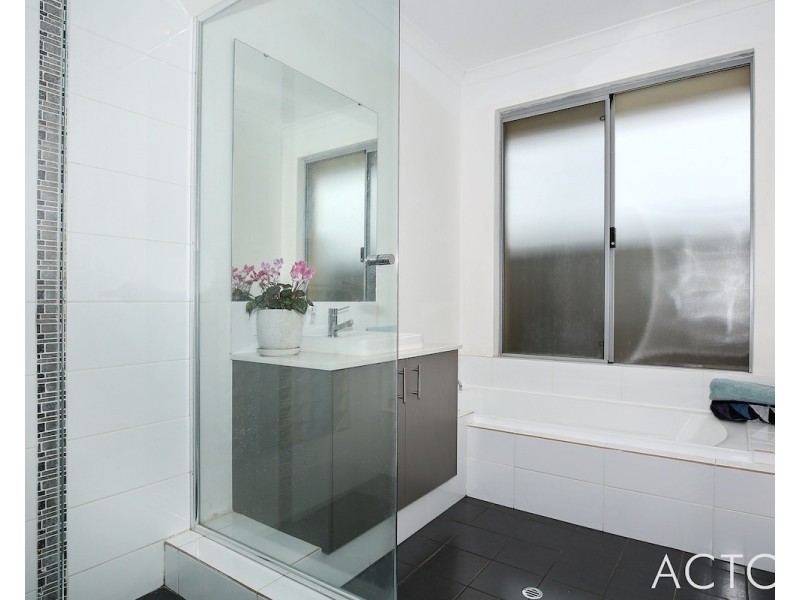 11 Starling Ramble, South Yunderup WA 6208