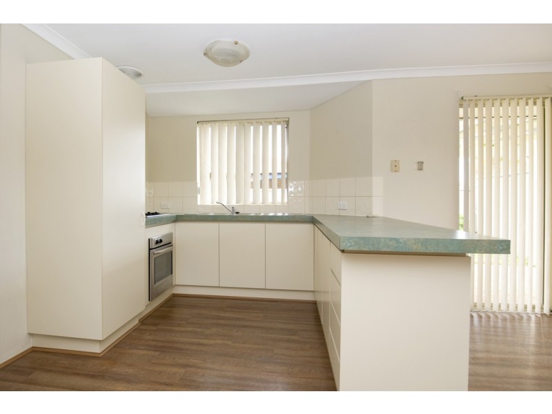 3b Ensay Place, Dudley Park WA 6210