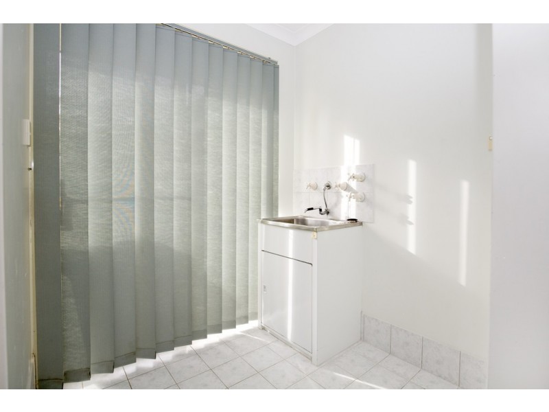 3b Ensay Place, Dudley Park WA 6210