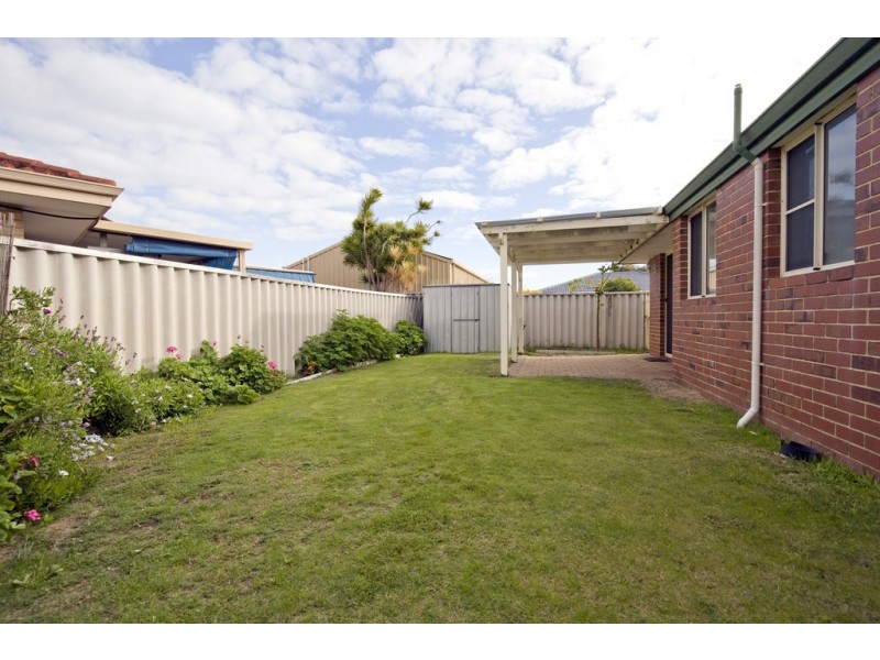 3b Ensay Place, Dudley Park WA 6210