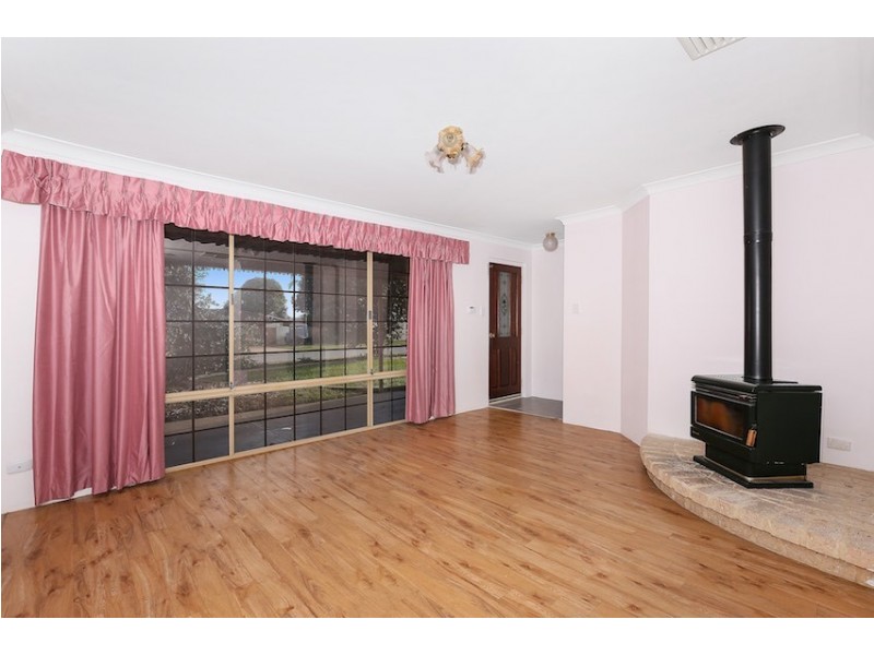 14 Niagara Place, Greenfields WA 6210