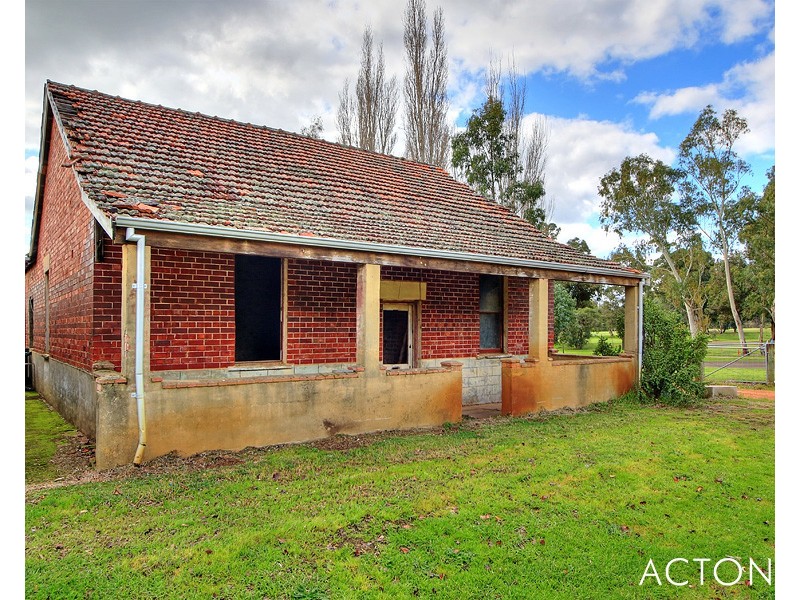 1409 Karnup Rd, Serpentine WA 6125