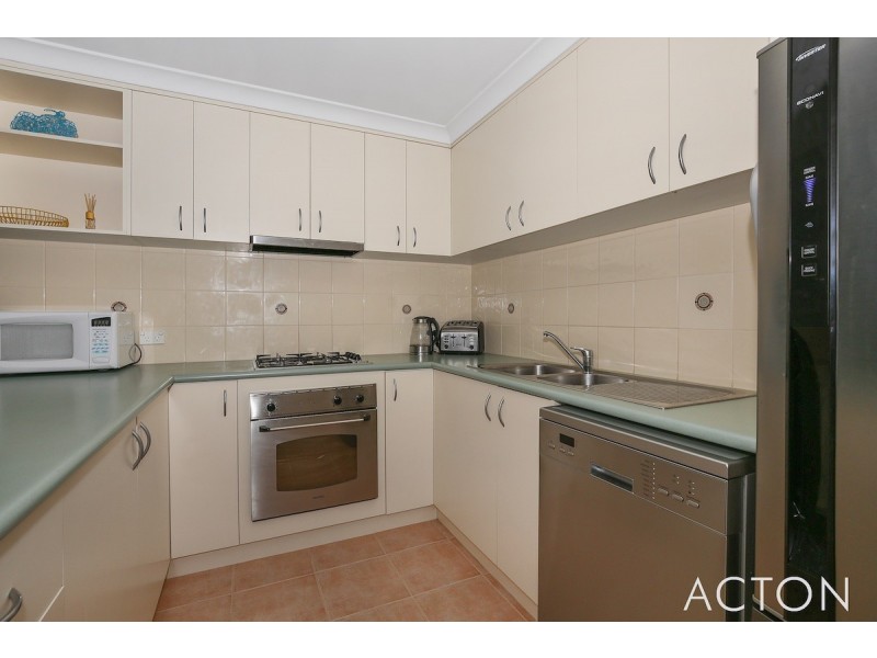 30/20 Apollo Place, Halls Head WA 6210