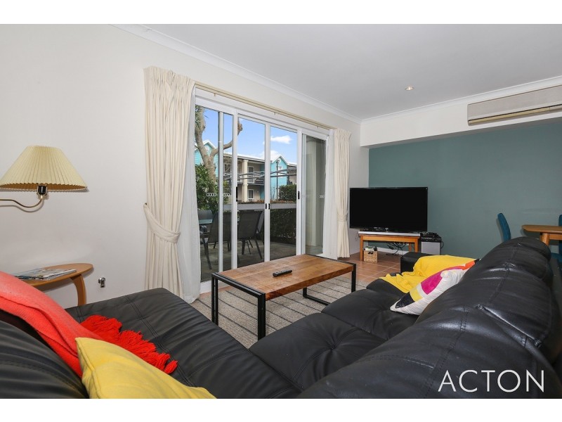 30/20 Apollo Place, Halls Head WA 6210