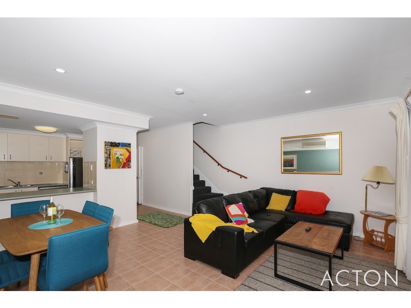 30/20 Apollo Place, Halls Head WA 6210