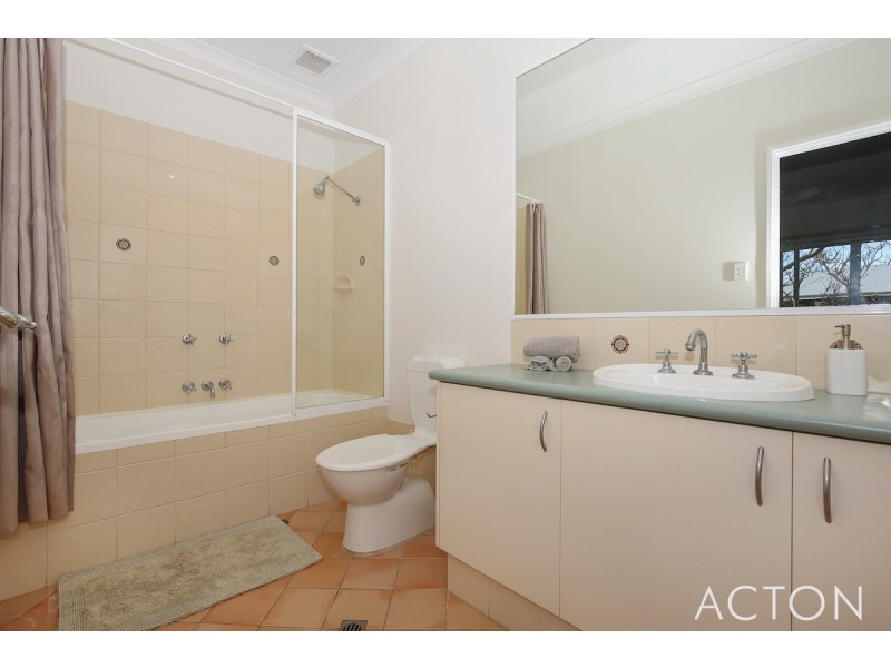 30/20 Apollo Place, Halls Head WA 6210