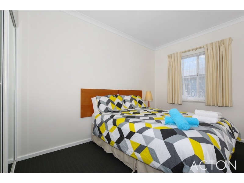 30/20 Apollo Place, Halls Head WA 6210