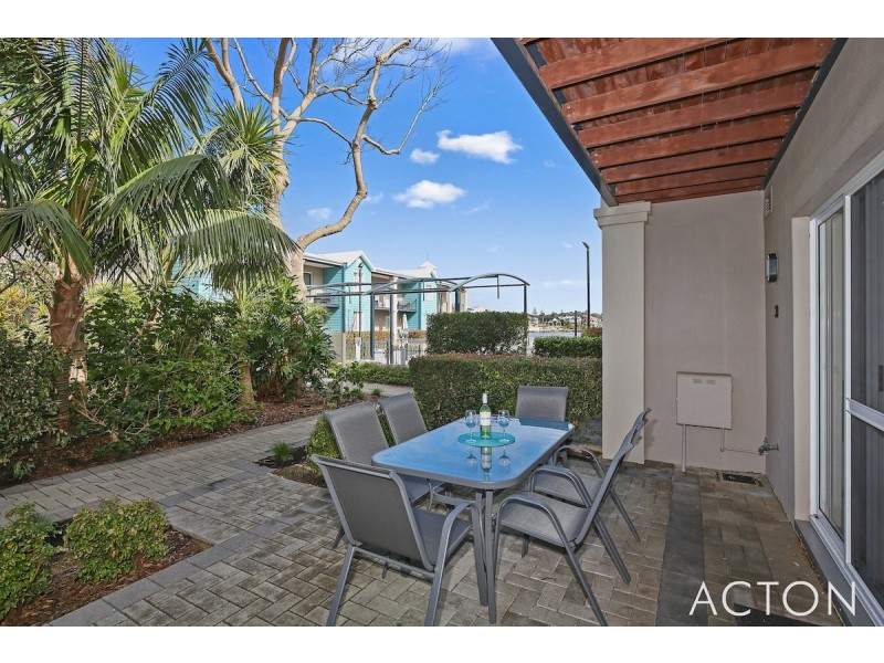 30/20 Apollo Place, Halls Head WA 6210