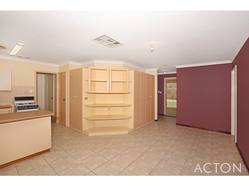 11 Harbord Avenue, Coodanup WA 6210