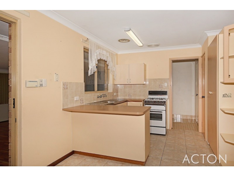 11 Harbord Avenue, Coodanup WA 6210