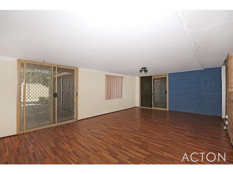 11 Harbord Avenue, Coodanup WA 6210