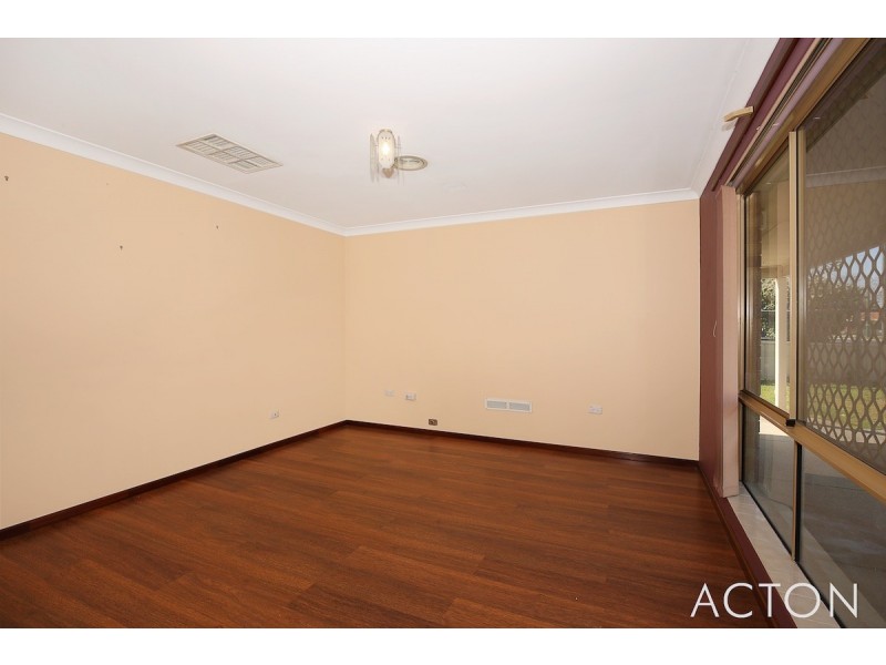 11 Harbord Avenue, Coodanup WA 6210