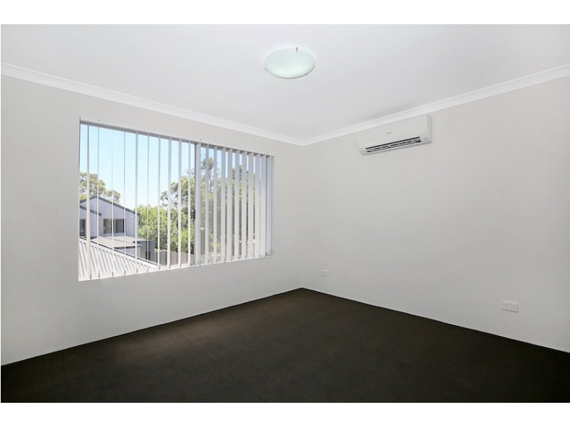 24B Eacott Street, Mandurah WA 6210