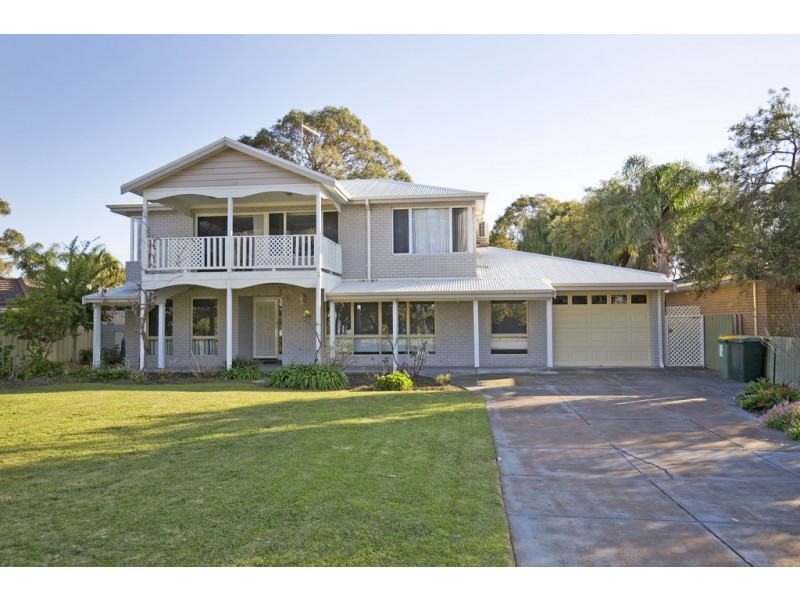 20 Peel Parade, Coodanup WA 6210