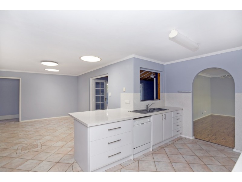 20 Peel Parade, Coodanup WA 6210