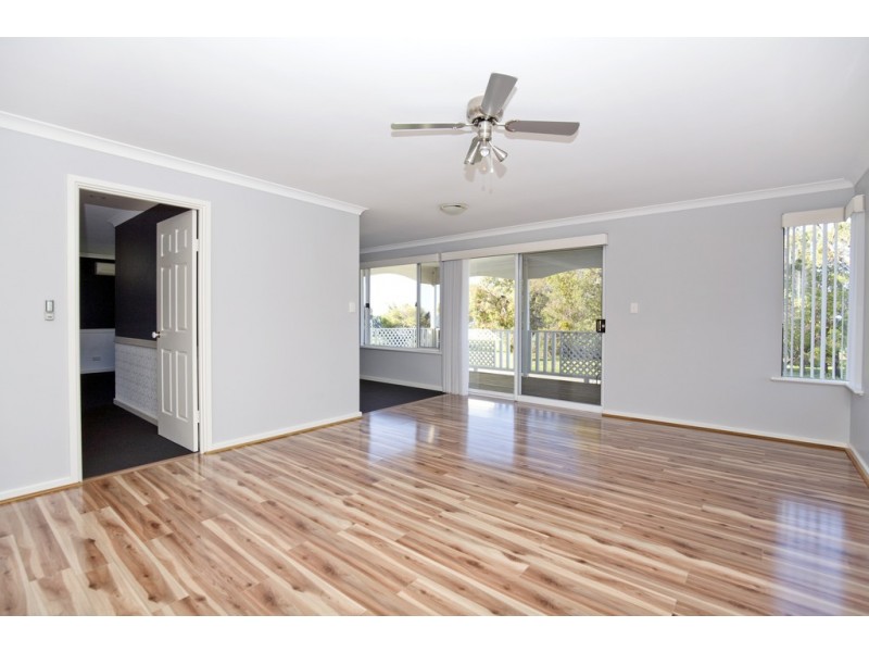 20 Peel Parade, Coodanup WA 6210