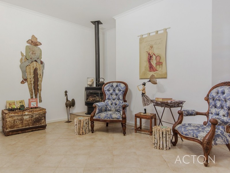 69 Pebble Beach Boulevard, Meadow Springs WA 6210