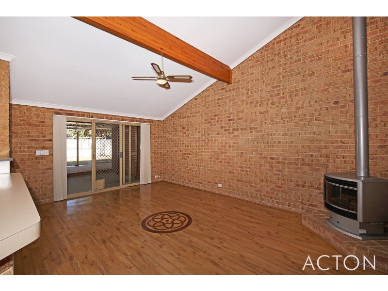 2 Glendart Court, Erskine WA 6210