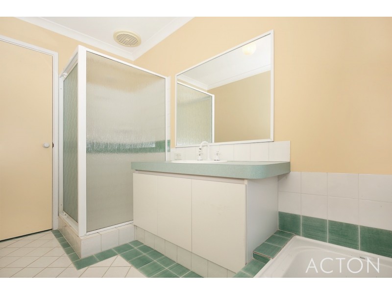 2 Glendart Court, Erskine WA 6210