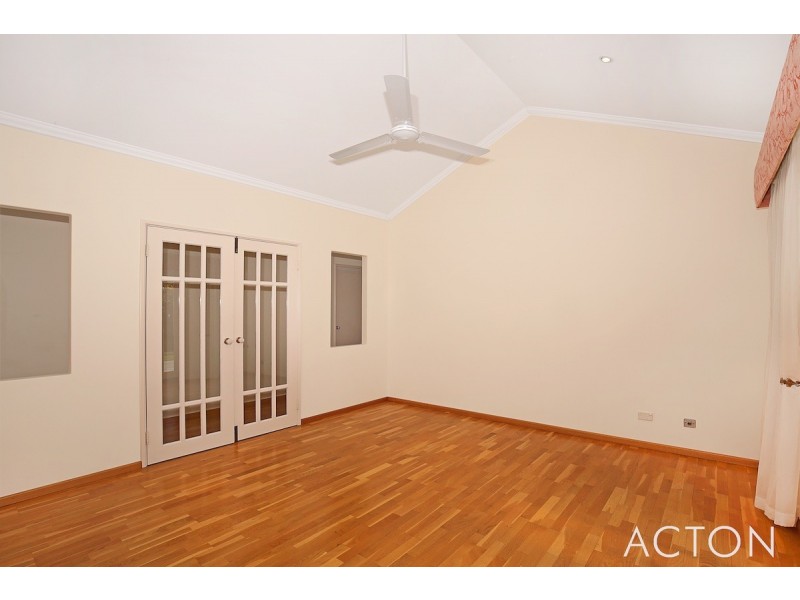 50 Portmarnock Circle, Halls Head WA 6210