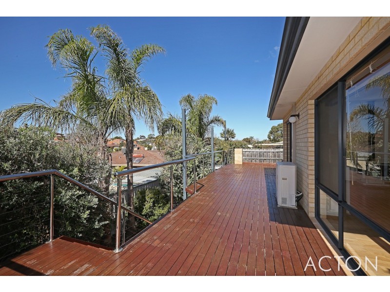 50 Portmarnock Circle, Halls Head WA 6210